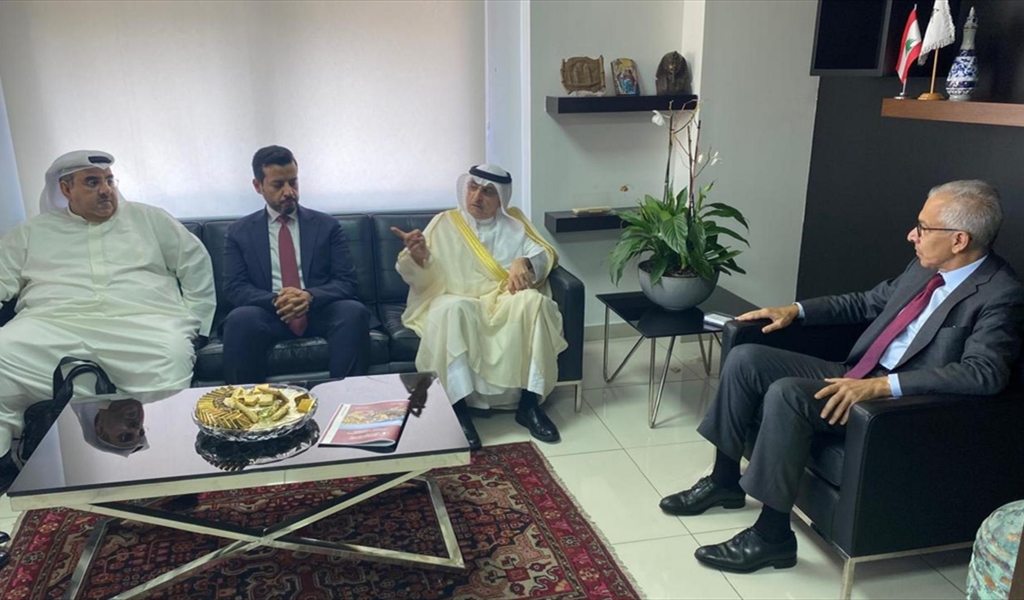 الوزير بساط مستقبلاً المدير العام للصندوق الكويتي للتنمية