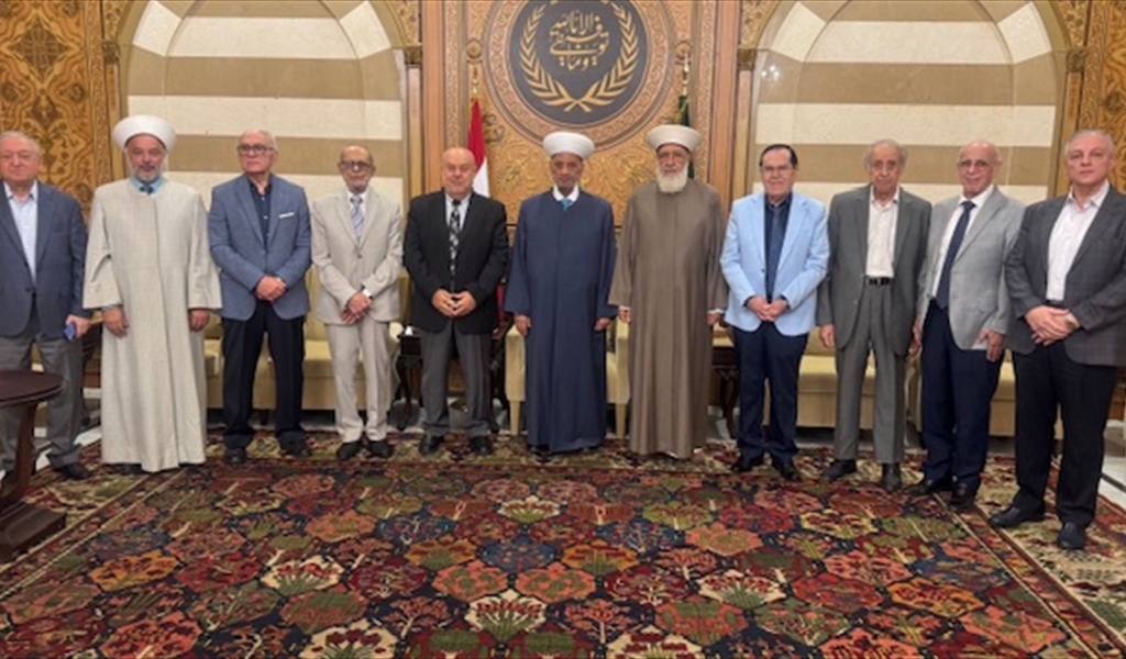 المفتي دريان متوسطاً وفد «المنتدى الإسلامي الوطني»