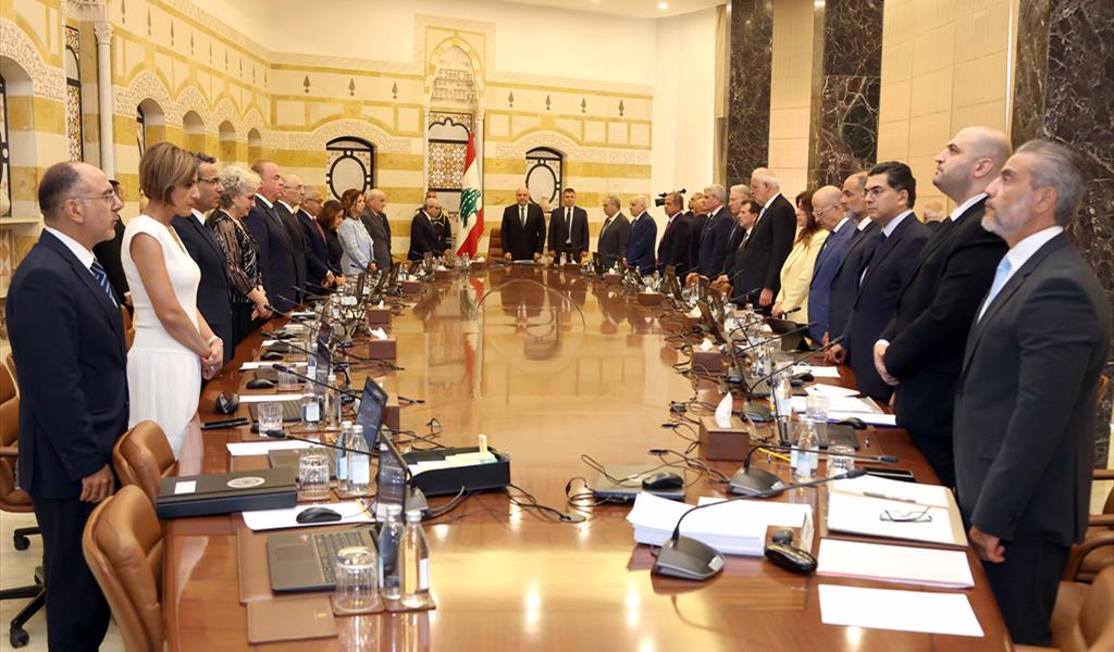 العين شاخصة على مناقشة خطة الجيش في مجلس الوزراء