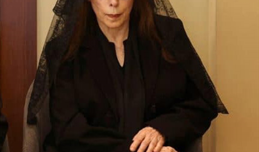 يمكن جبَل صوّان.. عا هيئة مرَا!