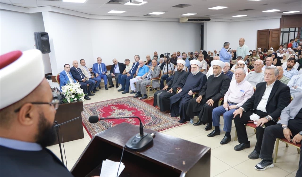 خلال احتفال المركز الاسلامي بالمولد النبوي