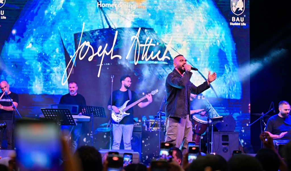 النجم جوزيف عطية في احتفال اليوم المفتوح