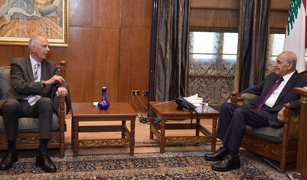 السفير ماغرو لدى زيارته الرئيس بري (حسن إبراهيم)