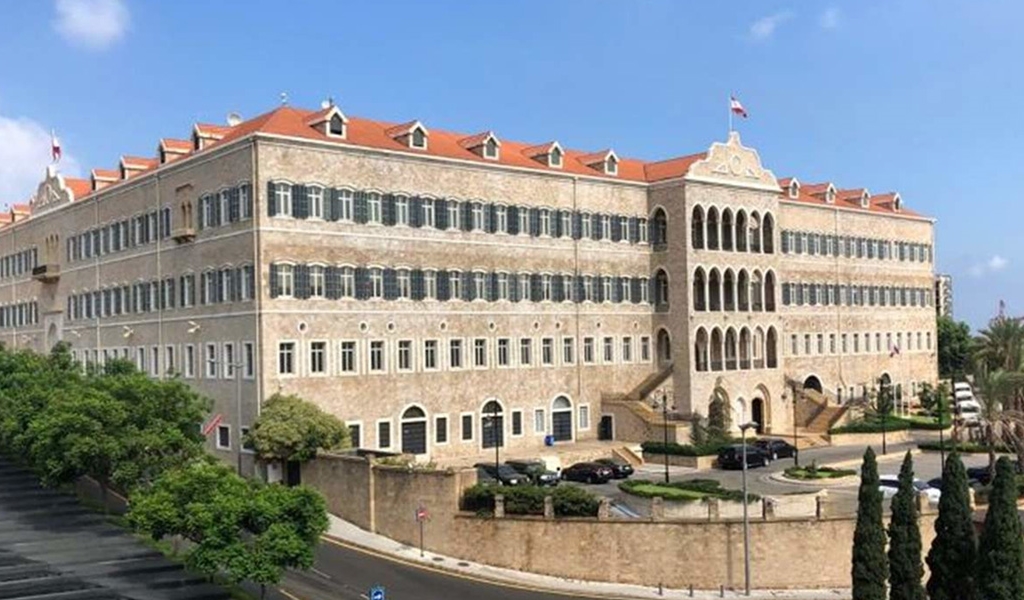 جلسة استثنائية لمجلس الوزراء الجمعة لبحث ملفات ملحّة