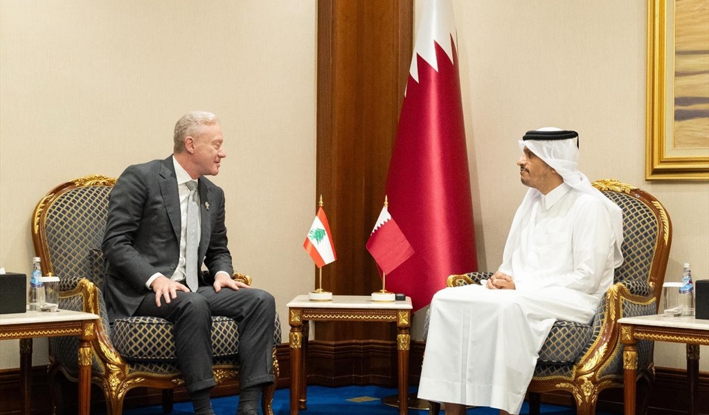 اللقاء بين الوزير رجّي والشيخ محمد آل ثاني