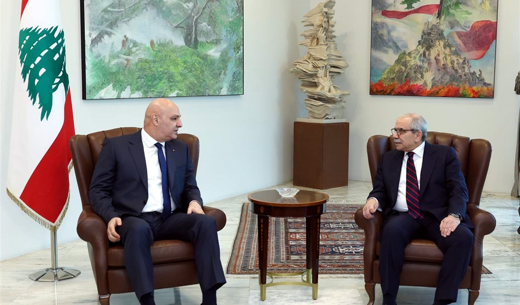 اللقاء بين الرئيسين عون وسلام