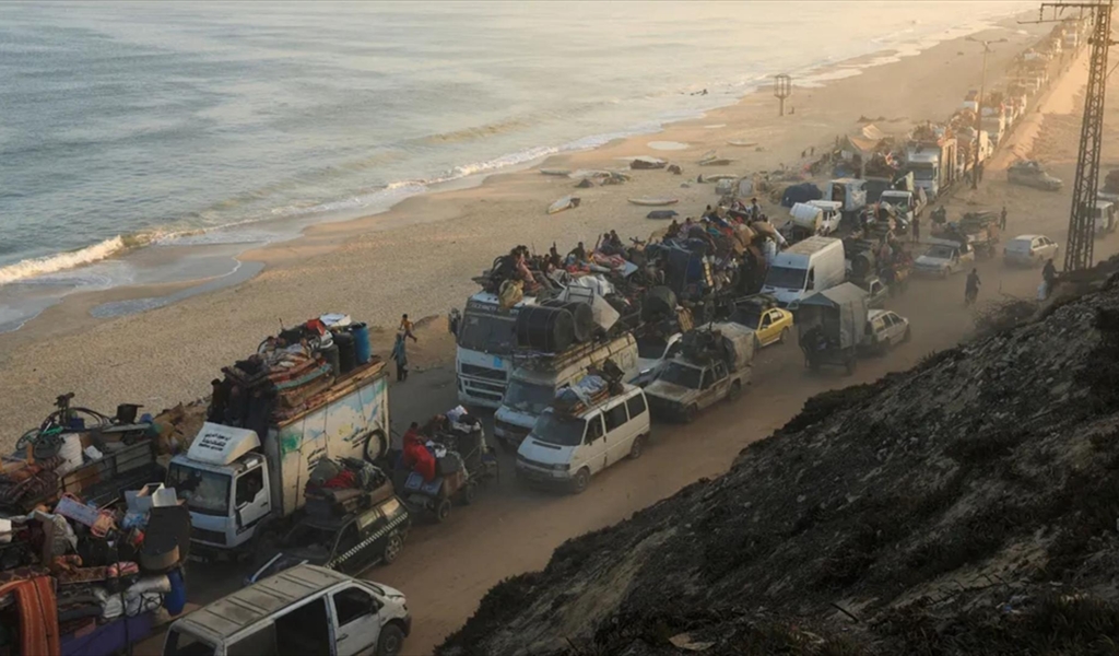 "حماس" تتسلّم خطة ترامب لإنهاء "حرب غزة".. وتعد بدراستها