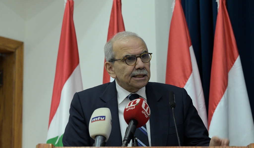 الرئيس سلام يتحدث في حفل منح الوزير السابق الشهيد باسل فليحان وسام الإستحقاق اللبناني الفضي (محمود يوسف)