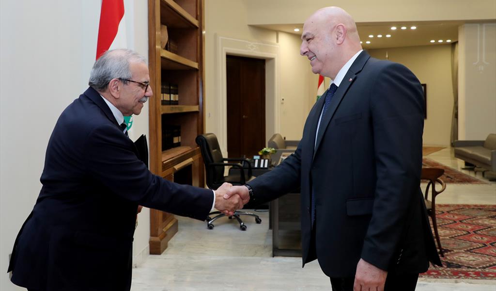 رئيسا الجمهورية والحكومة يطويَّان صفحة اختلاف المقاربة في احتفالية الروشة