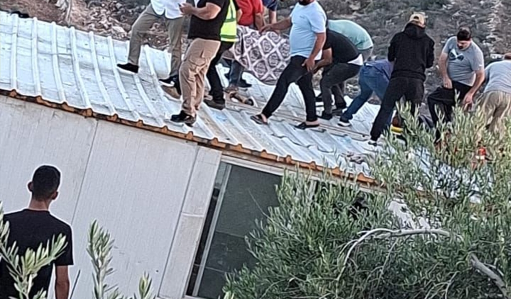 خلال رفع جثماني الشهيدين في البياض