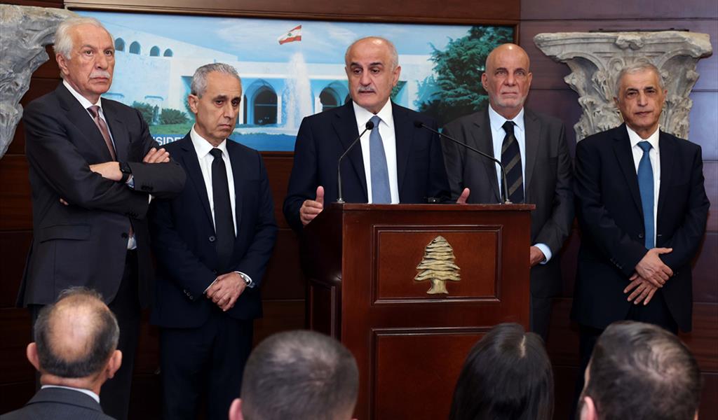 النائب خليل يتحدث باسم الوفد النيابي بعد لقاء الرئيس عون