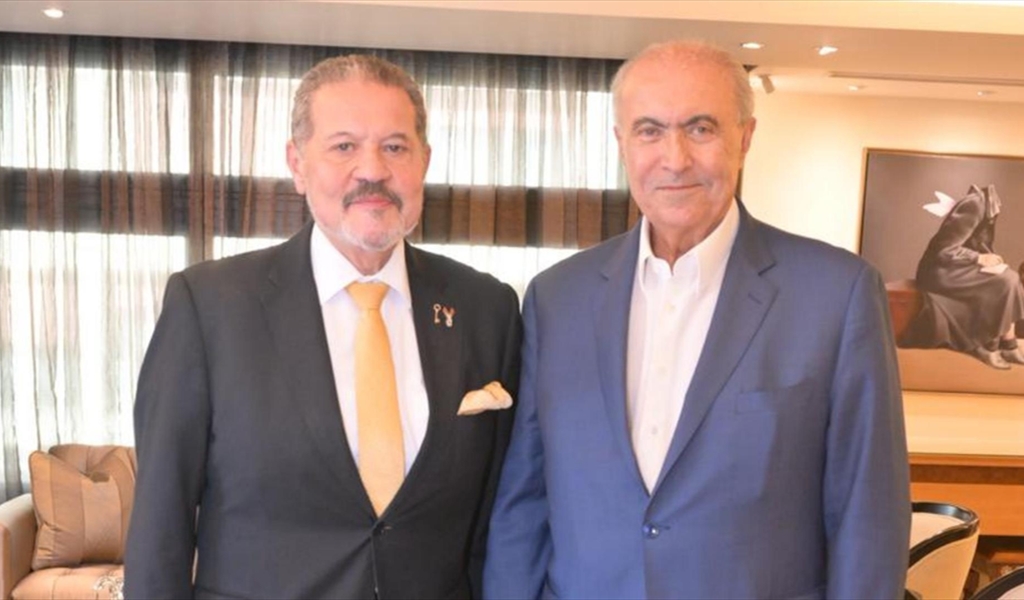 مخزومي استقبل الممثل الخاص للرئيس الفلسطيني.. وهذا ما بحثاه