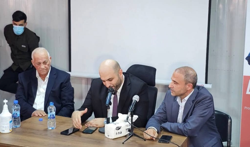 وزير الصحة متحدثاً في اللقاء