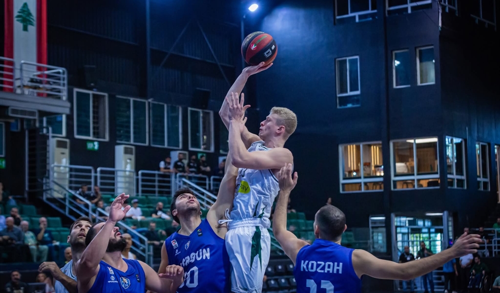 الحكمة يكتسح الشباب البترون بفارق 43 نقطة ببطولة لبنان لكرة السلة...