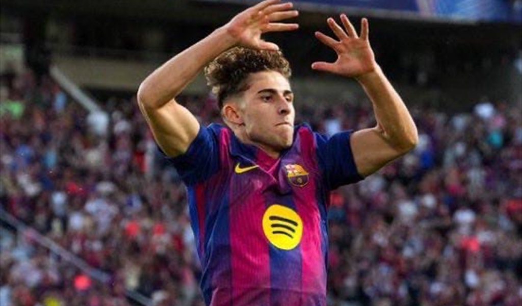 برشلونة "يفش خلقه" بسداسية مزقت شباك اولمبياكوس بينها هاتريك للوبيز..