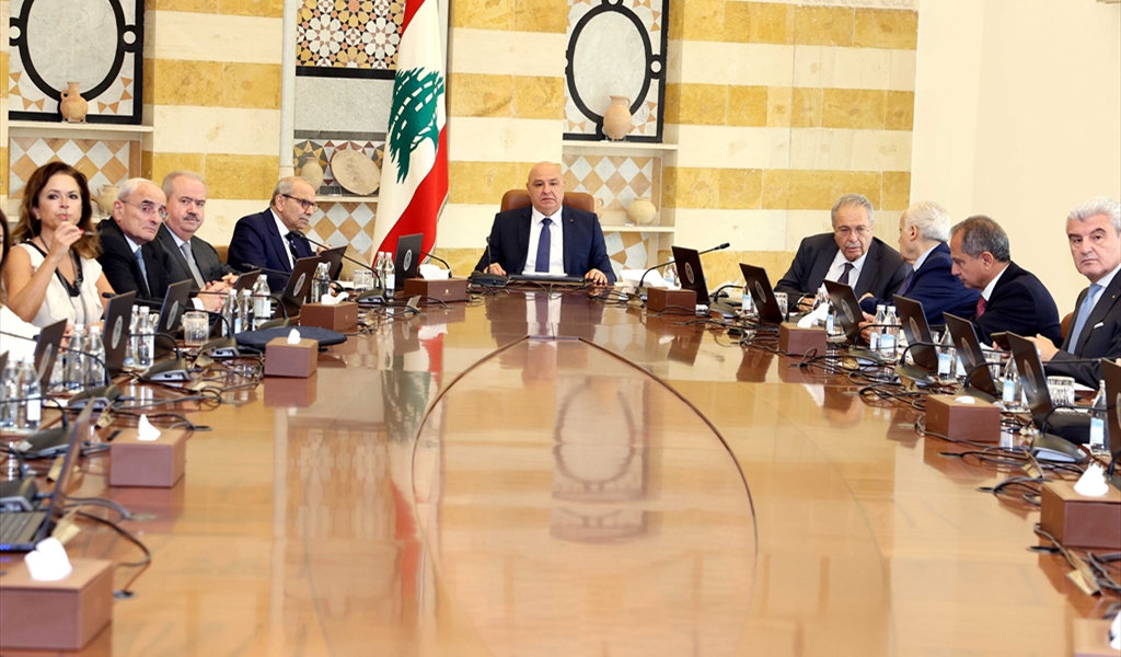 الرئيس عون مترئساً جلسة مجلس الوزراء