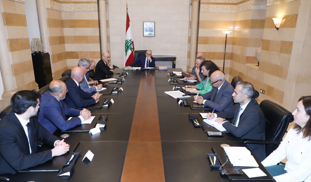 الرئيس سلام مترئساً الاجتماع