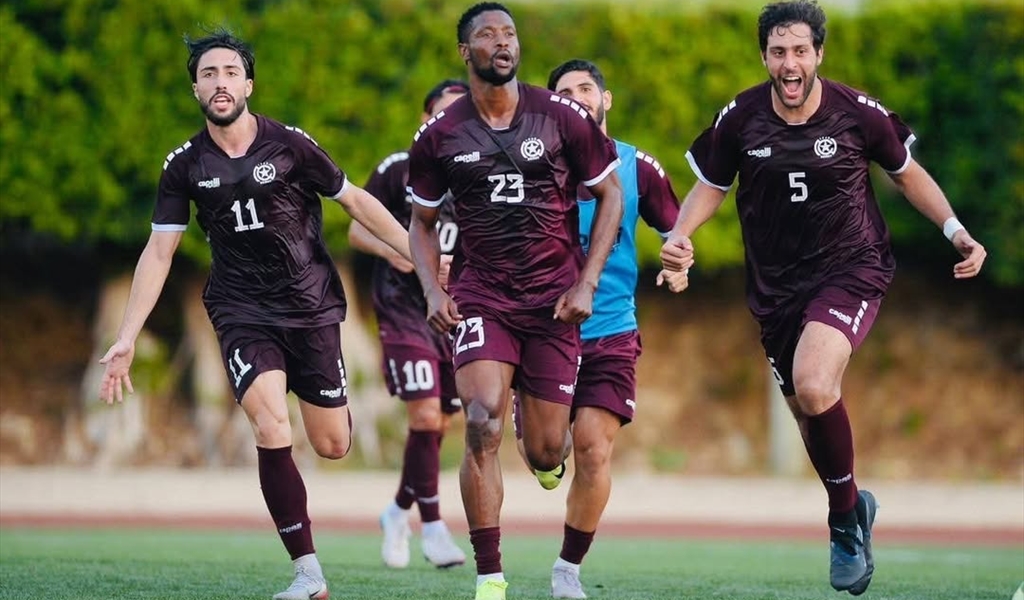 النجمة ينفرد بالصدارة بالعلامة الكاملة والانصار يحقق فوزه الثاني بالدوري..