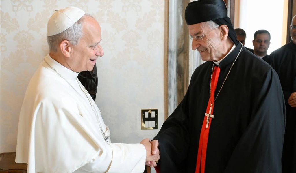 اللقاء الأول بين البابا والبطريرك الراعي في الفاتيكان