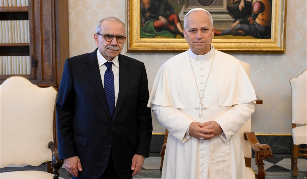 لقاء بين سلام والبابا... وحدة لبنان وحريته حق لأبنائه جميعاً