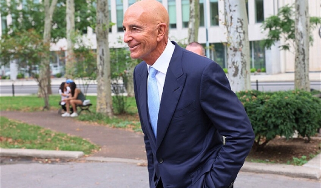 تهديدات باراك وحرية فضل شاكر