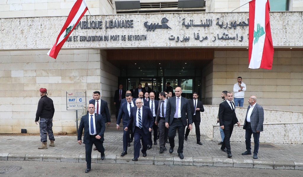 الرئيس سلام والوزير رسامني في مرفأ بيروت (محمود يوسف)