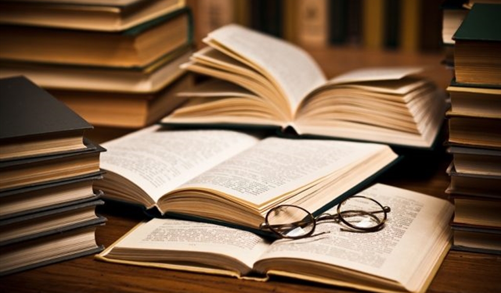 إلى والدتي التي لم تلدني