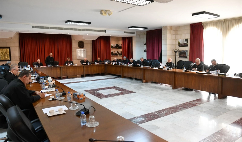 البطريرك الراعي مترئساً اجتماع المطارنة الموارنة