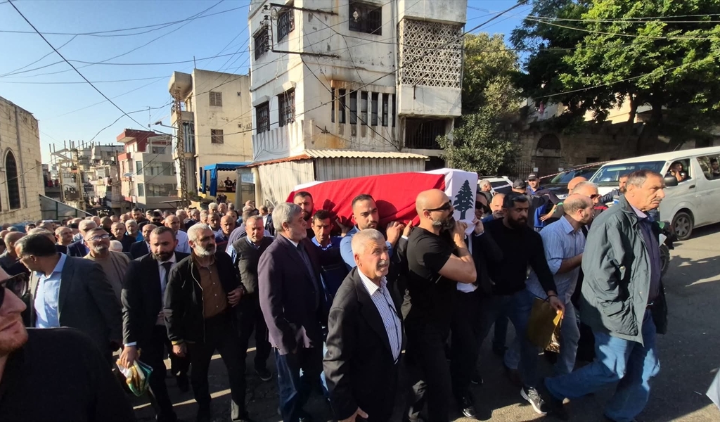 خلال تشييع الخطيب