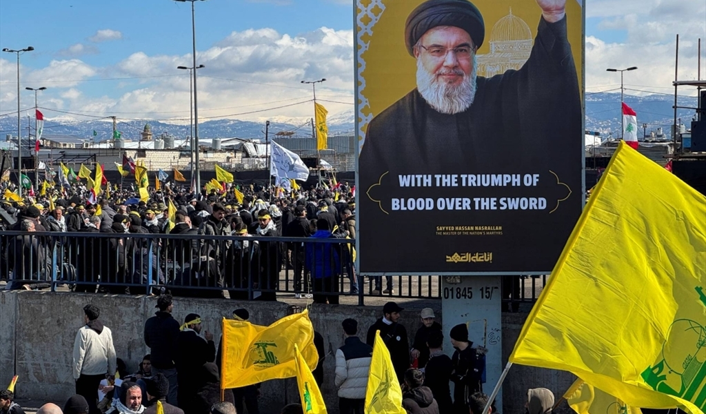 «فيتو» الحزب على المفاوضات أم المطالبة بدور إيراني فيها؟