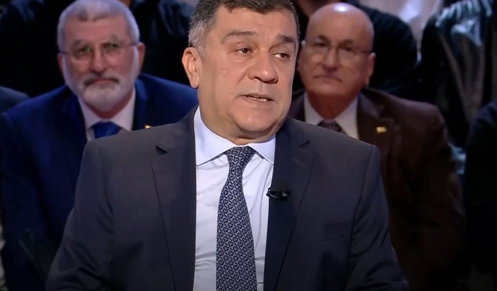 رئيس مجلس الإدارة المدير العام لشركة ​طيران