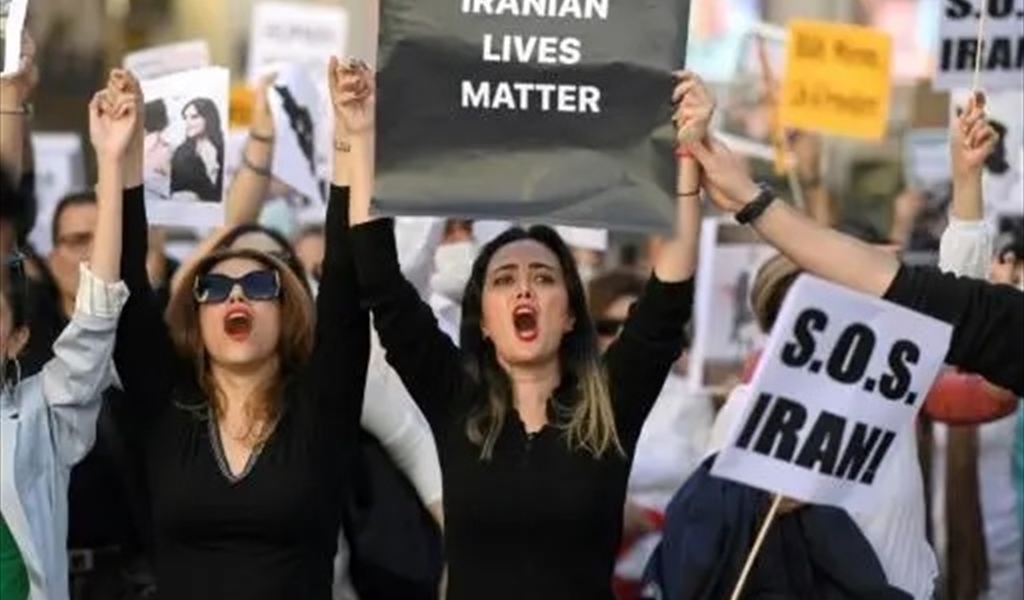 92٪ من الإيرانيين ساخطون على الأوضاع في بلادهم