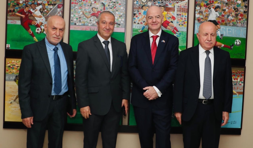 رئيس الفيفا: لبنان ليس البلد الأول ولا الثاني ولا الثالث إنه ببساطة بلدي..