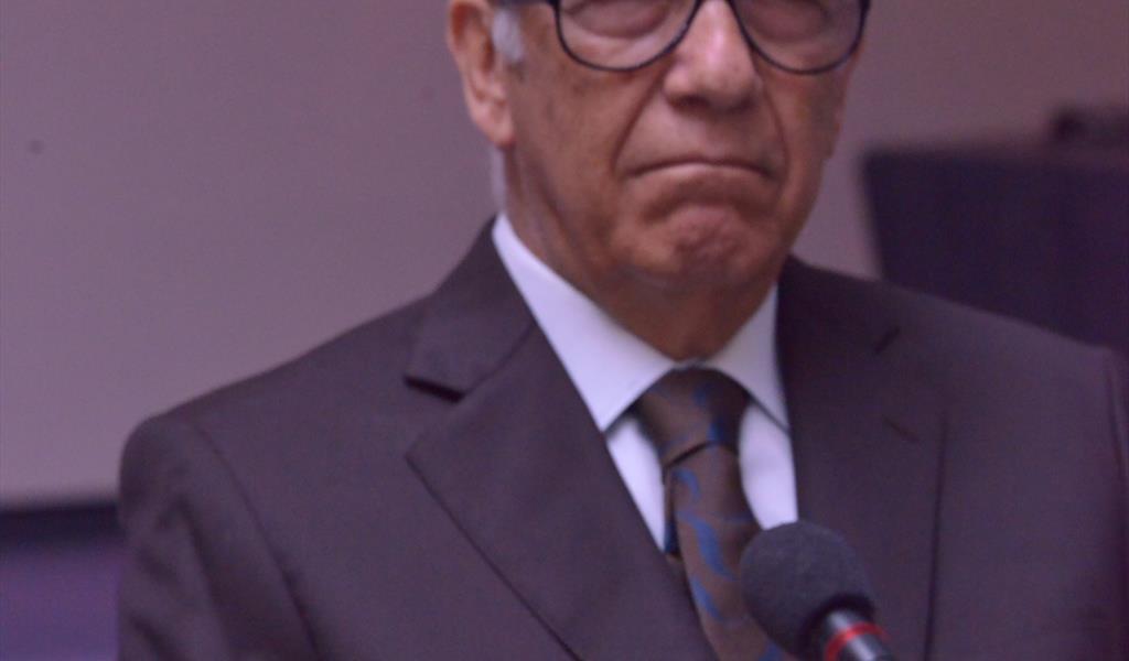 عدنان مروَّة.. النزاهة والإنسانية