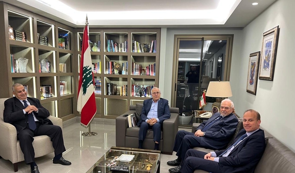 الرئيس سليمان يستقبل وفد "منبر الوحدة الوطنية" في اليرزة