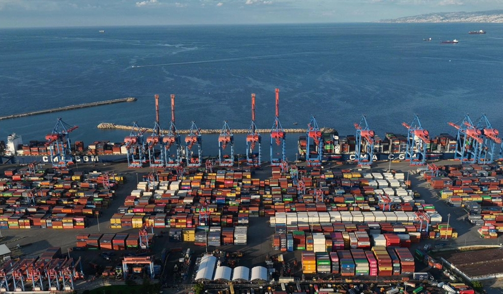 الحاويات في مرفأ بيروت