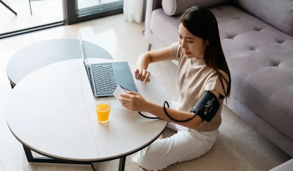 3 مشروبات صباحية  تخفِّض ضغط الدم