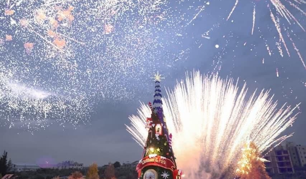 شجرة الميلاد في بنشعي