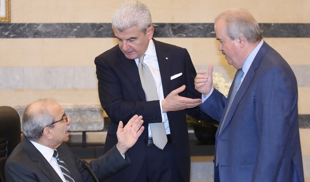 الرئيس سلام والوزيرين جابر وجو عيسى الخوري (تصوير: محمود يوسف)