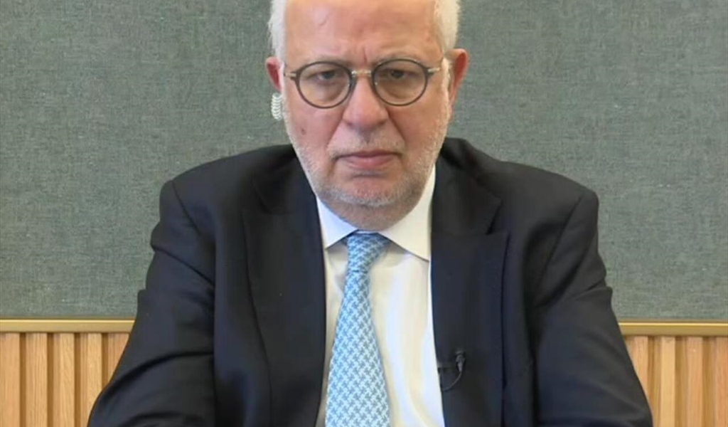 عادل نصار