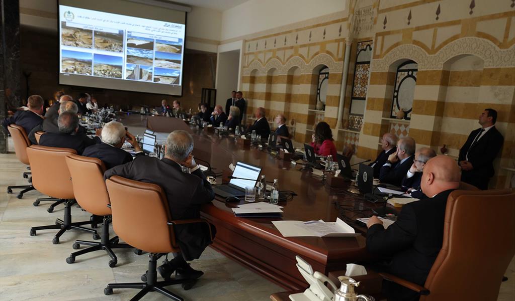 العماد هيكل يُطلع مجلس الوزراء على التقرير الثالث لخطة حصر السلاح