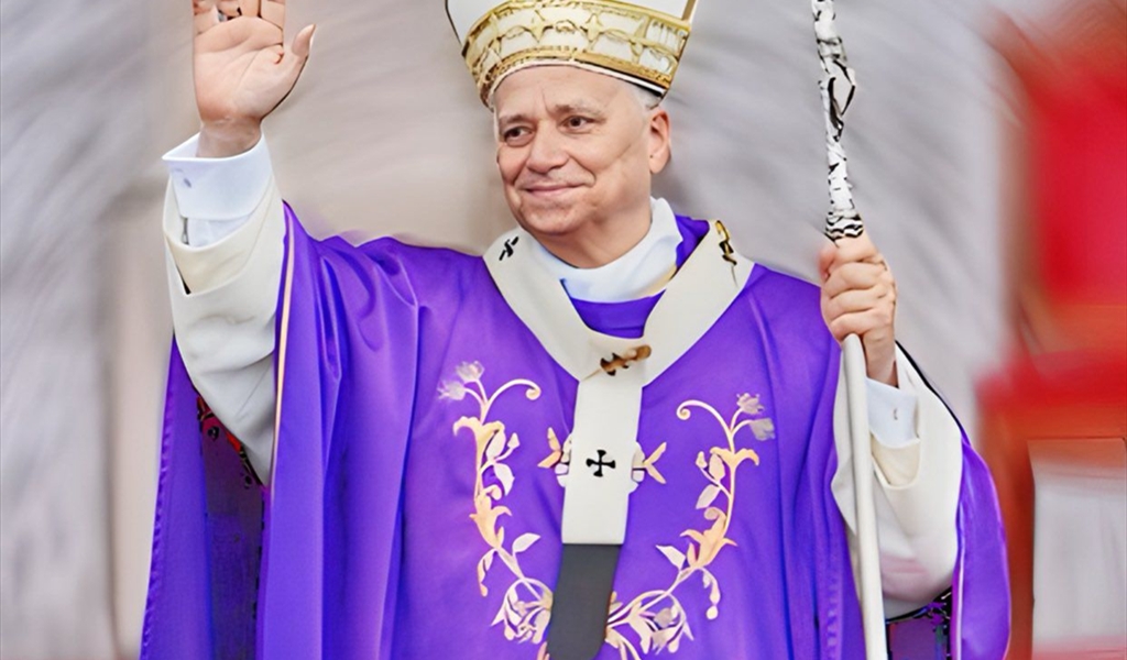 قداسة البابا لاوُن الرابع عشر  فاعليّة و«حجٌّ» إلى لبنان السلام