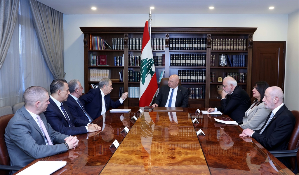 الرئيس عون مترئساً اجتماع «معالجة أوضاع الموقوفين السوريين»