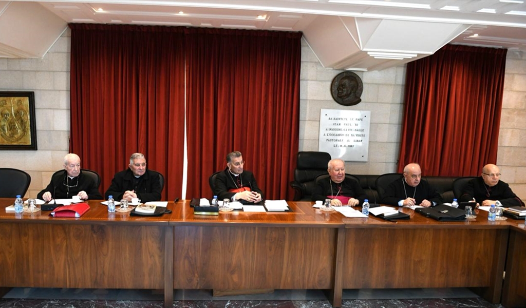 جانب من اجتماع المطارنة الموارنة