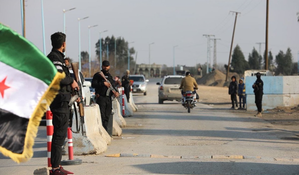عناصر الجيش السوري ينتشرون في ريف دير الزور الشرقي