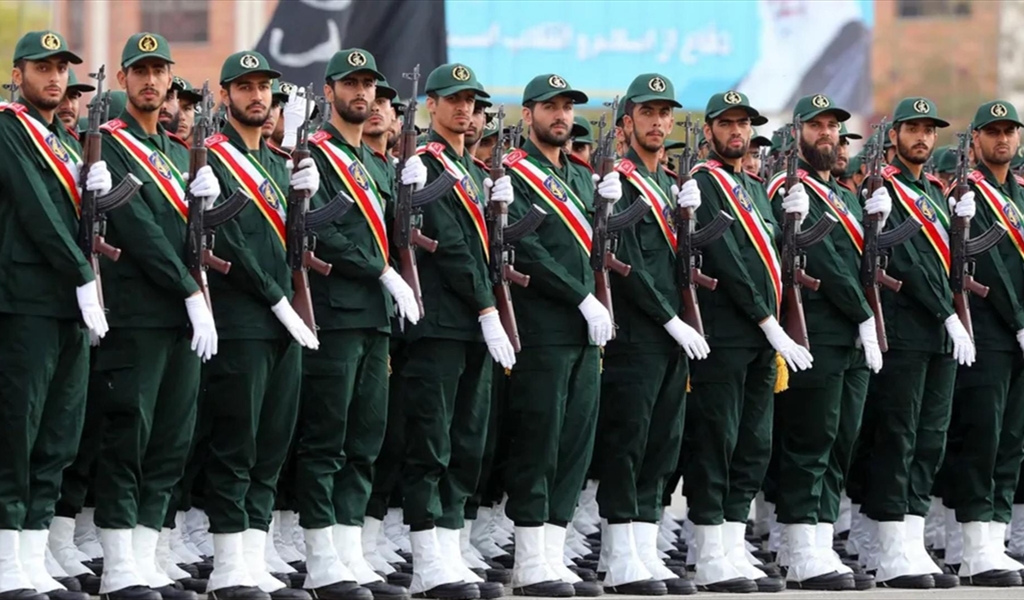 الحرس الثوري: حماية أمن إيران "خط أحمر"