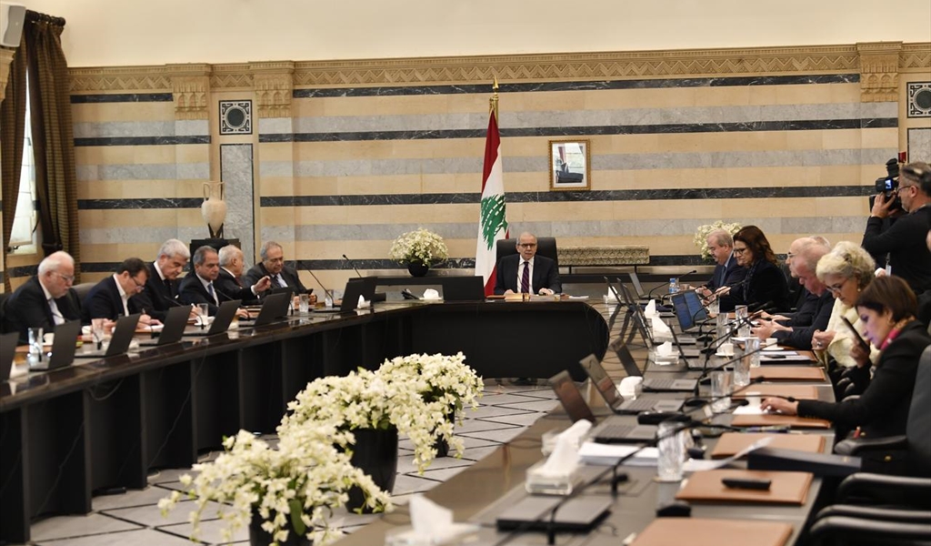 الرئيس سلام مترئساً جلسة مجلس الوزراء