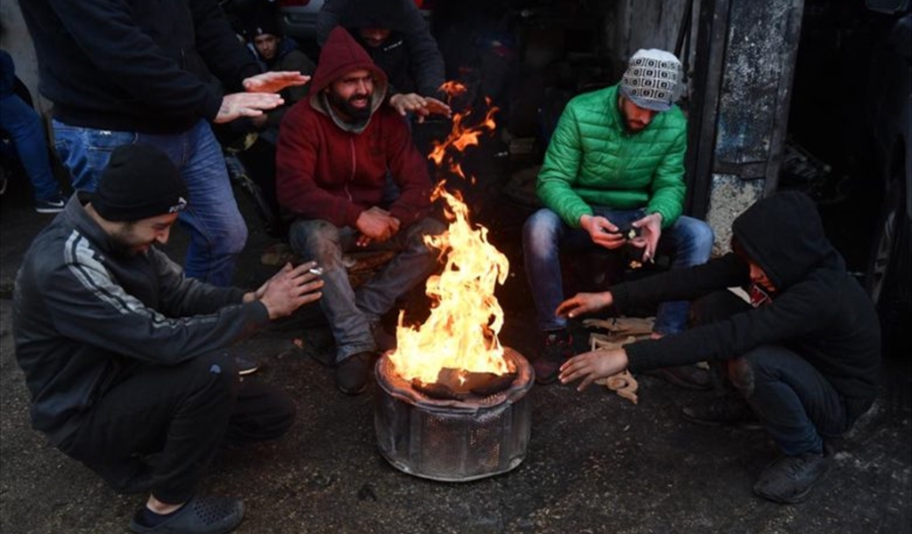 صراع البرد في لبنان: المواطن بين «نار» الأسعار وصقيع الإهمال