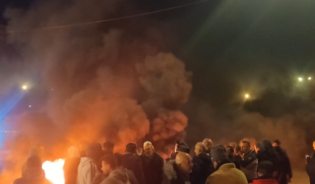 العسكريون المتقاعدون يقطعون ساحة النور في طرابلس تضامنًا مع اعتصام ساحة النجمة