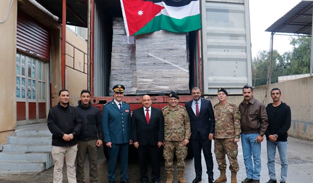 خلال تسلُّم الهبة